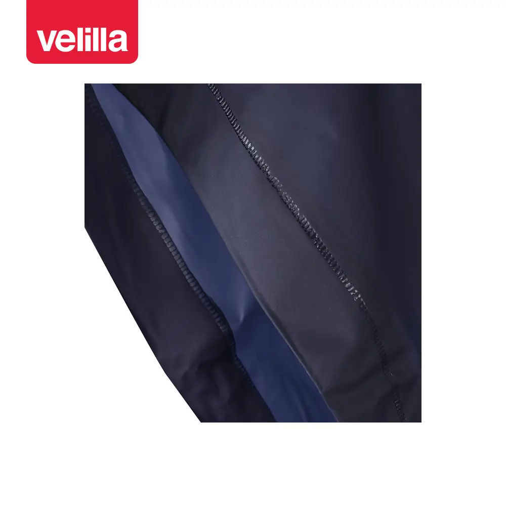 Poncho de lluvia con capucha Velilla 187 5 Poncho de lluvia con capucha Velilla 187 Azul marino, detalle de costura termosellada
