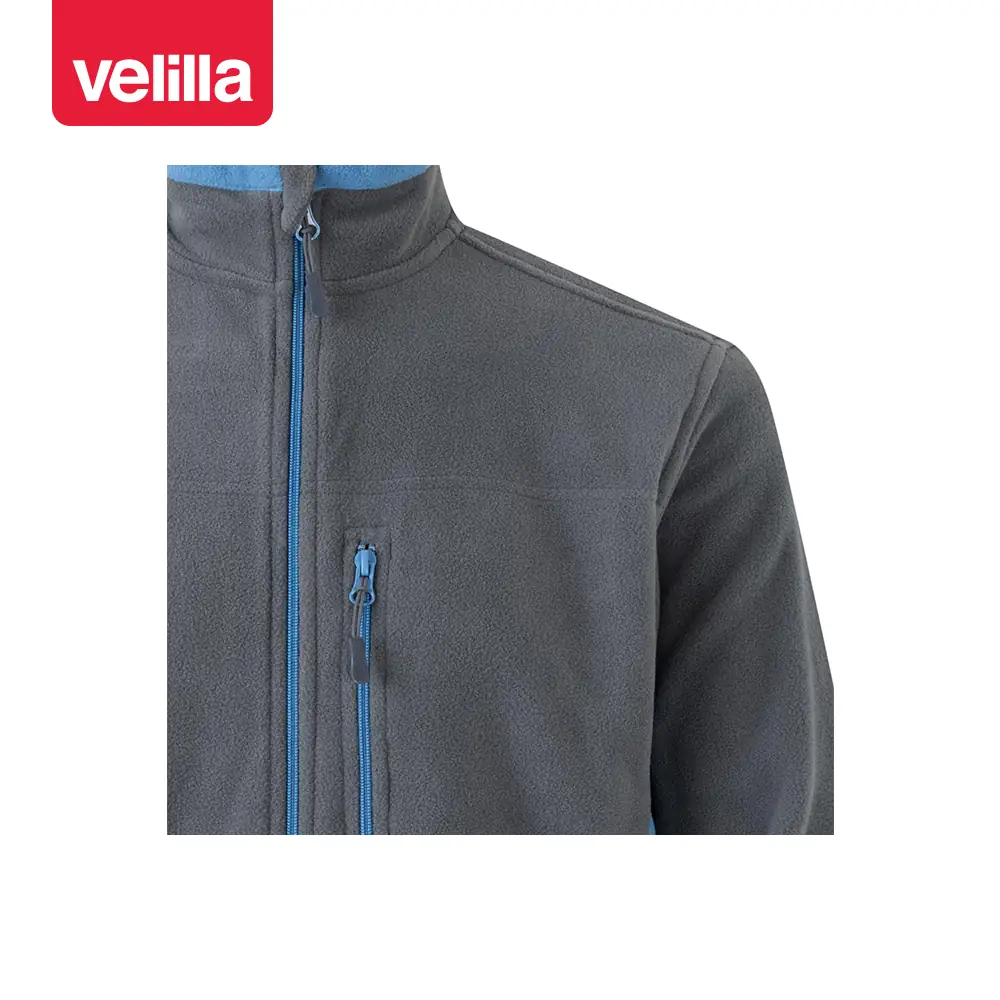 Chaqueta polar bicolor Velilla 201504 11 Chaqueta polar bicolor Velilla 201504 Gris/Celeste, detalle de cuello, cremallera y bolsillo del pecho