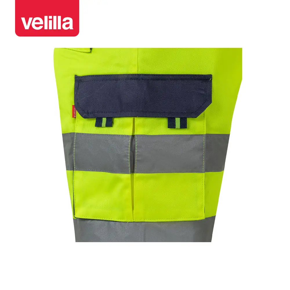 Bermuda bicolor multibolsillos Velilla 303004 9 Bermuda bicolor multibolsillos Velilla 303004 Azul marino/Amarillo flúor, detalle de bolsillo lateral