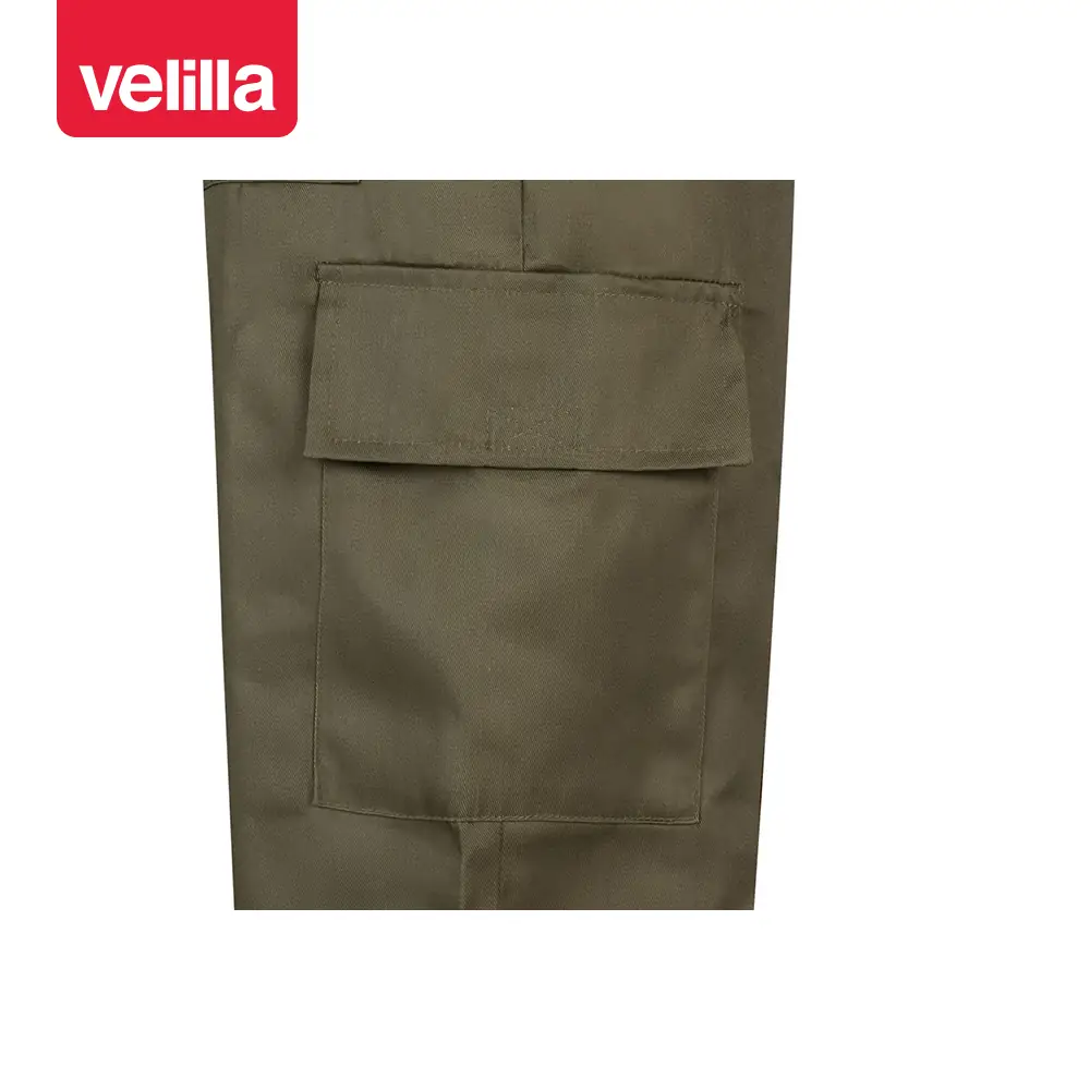 Pantalón multibolsillos Velilla 31601 17 Pantalón multibolsillos Velilla 31601 Verde caza, detalle de bolsillo lateral