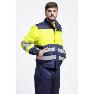 Cazadora multinorma antiestática WorkTeam B1195, Marino/Amarillo a.v., vista de tres cuartos de la cazadora con persona