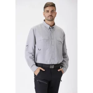 Camisa safari de manga larga WorkTeam B8500, Gris claro, vista frontal con modelo