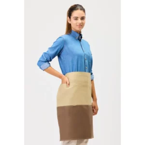 Delantal francés largo canvas WorkTeam M751, Beige/Marron, vista con persona
