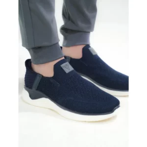 Zapatilla de punto WorkTeam P4020, Marino, vista con persona