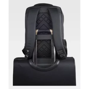 Mochila WorkTeam WFA430, Negro, vista de uso sujeta al equipaje