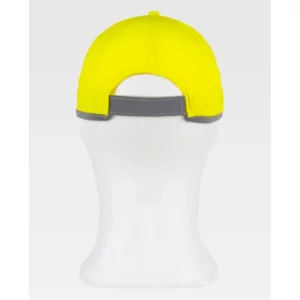 Gorra WorkTeam WFA942, Amarillo flúor, vista posterior sobre maniquí