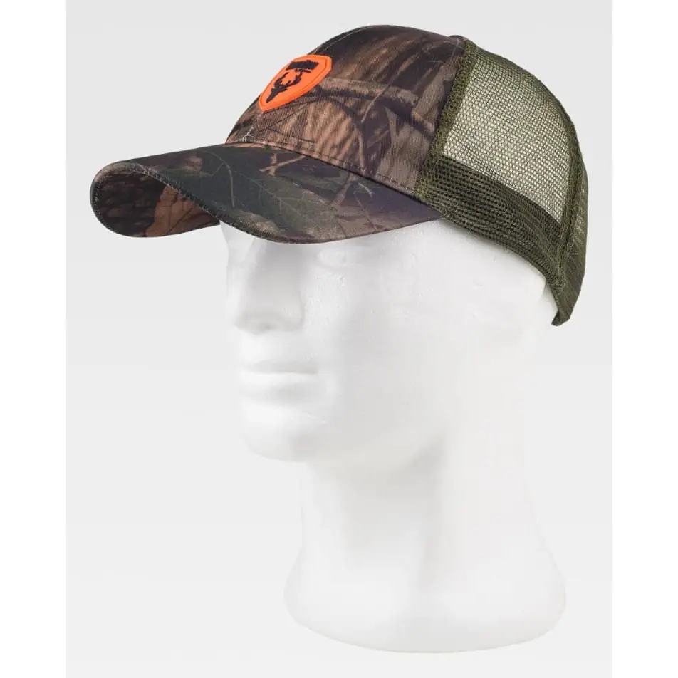 Gorra WorkTeam WFA986 2 Gorra WorkTeam WFA986, Camuflaje bosque verde/Verde caza, vista oblicua sobre maniquí
